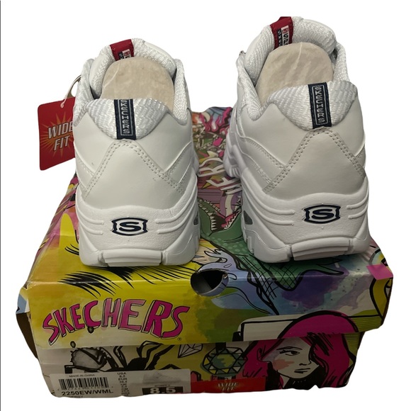 𝚂𝙺𝙴𝙲𝙷𝙴𝚁𝚂 - 𝚂𝙿𝙾𝚁𝚃𝚂 - 𝚂𝚒𝚣𝚎 8.5 - 𝙽𝚎𝚟𝚎𝚛 𝚆𝚘𝚛𝚗 - 𝙽𝚆𝚃 - Picture 3 of 4